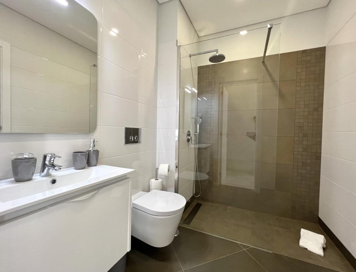 Aman - Near The Beach By Hd Properties Quarteira Bagian luar foto